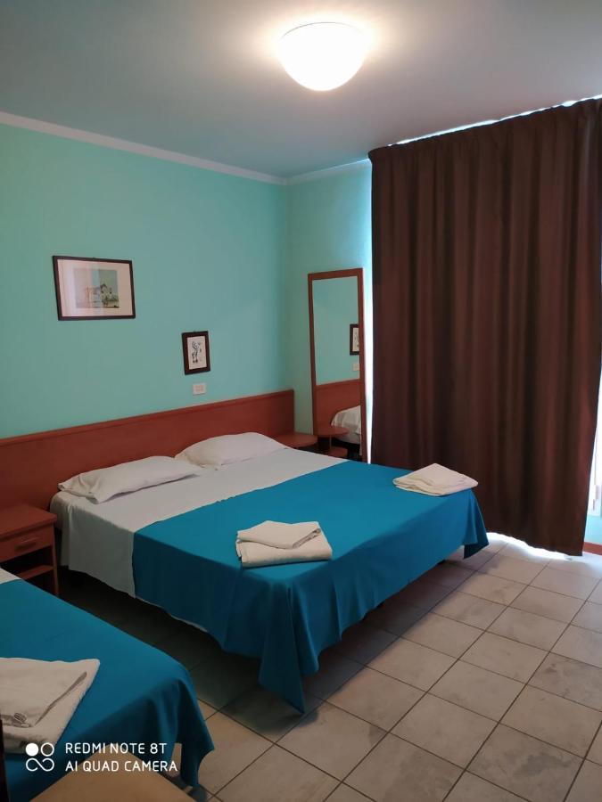 Hotel Blue Moon 里米尼 外观 照片