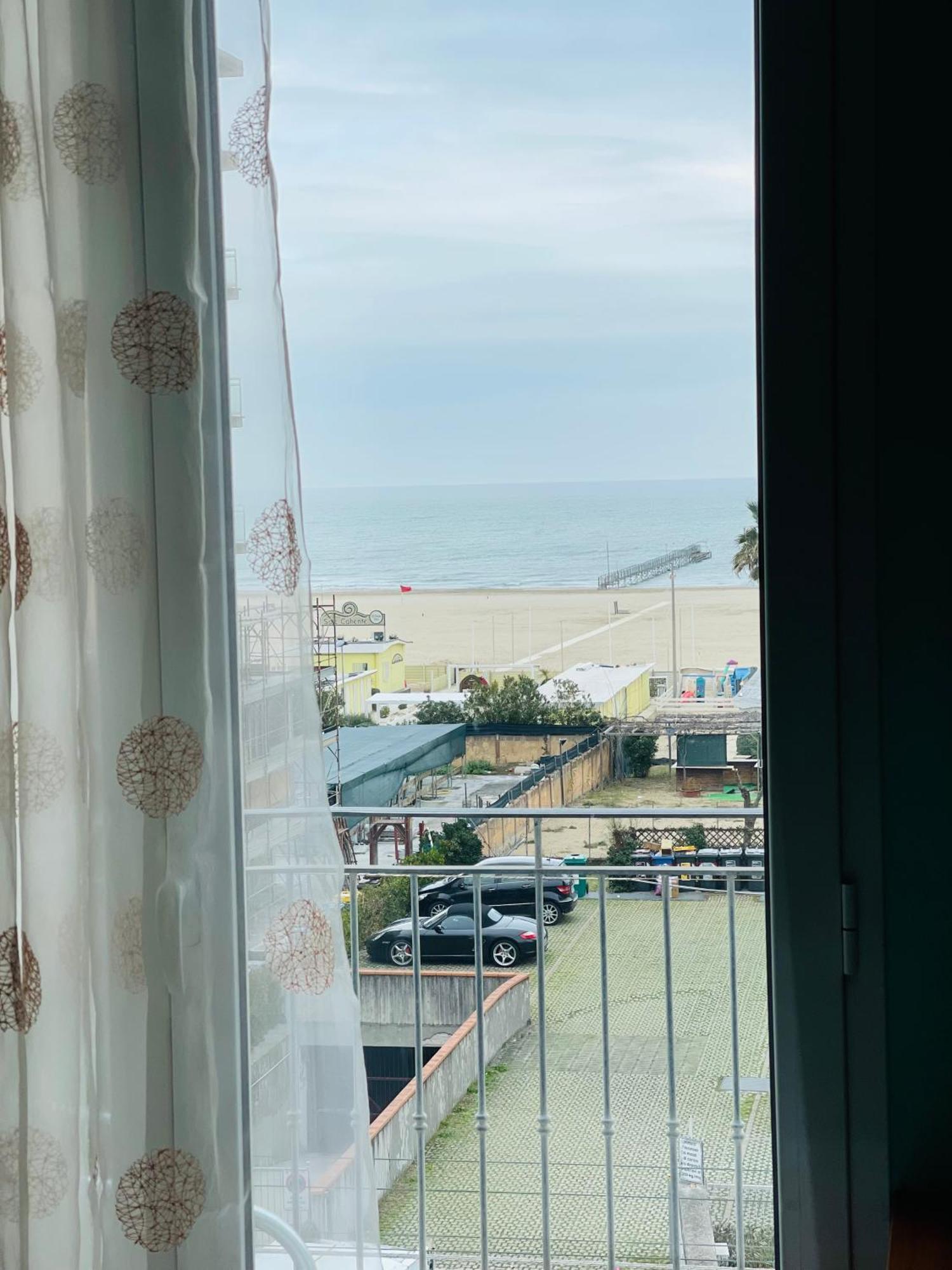 Hotel Blue Moon 里米尼 外观 照片